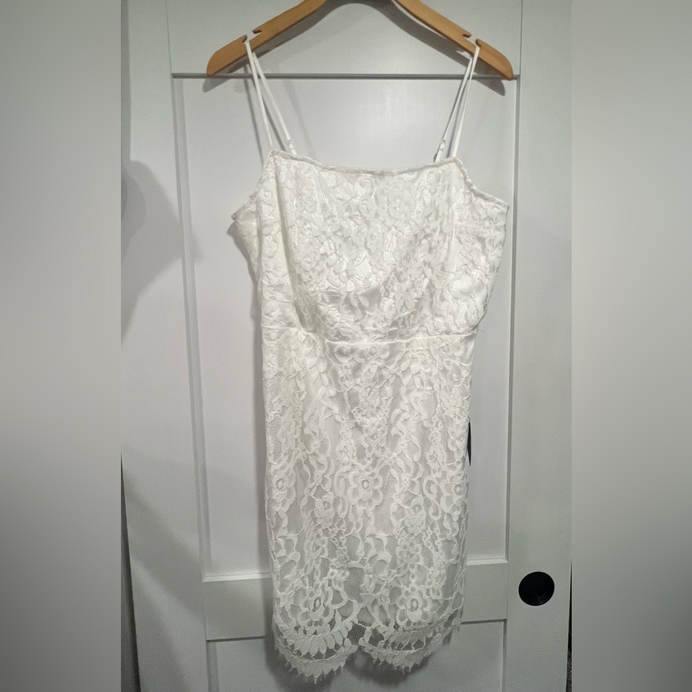 Romantic Fate White Lace Bodycon Mini Dress White - Picture 2 of 6
